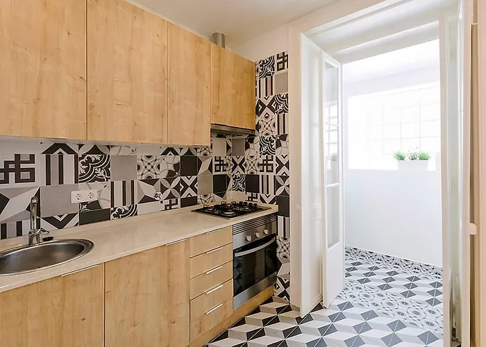 Belem Place - Free Parking Area